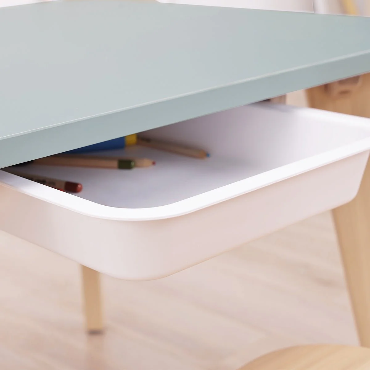 Tidy Table - Image 14